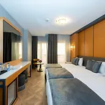 Freya Hotel