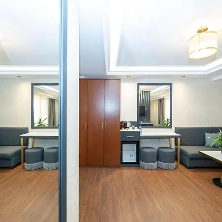 Hotel Freya 4*